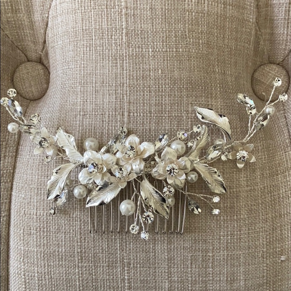 Dareth Colburn Bridal Comb
